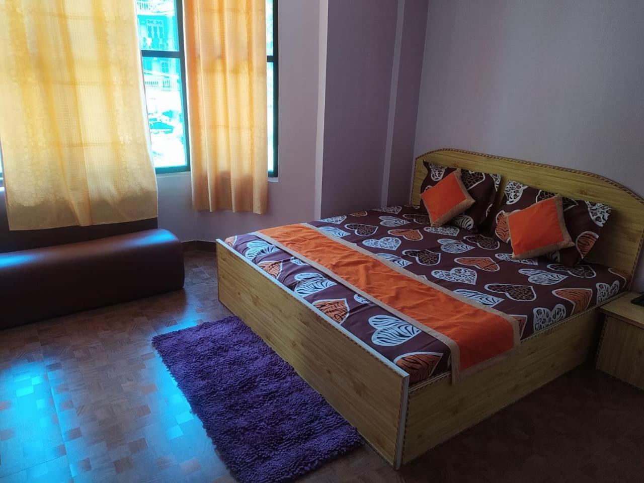 Hotel Alpine View Sarahan Екстер'єр фото